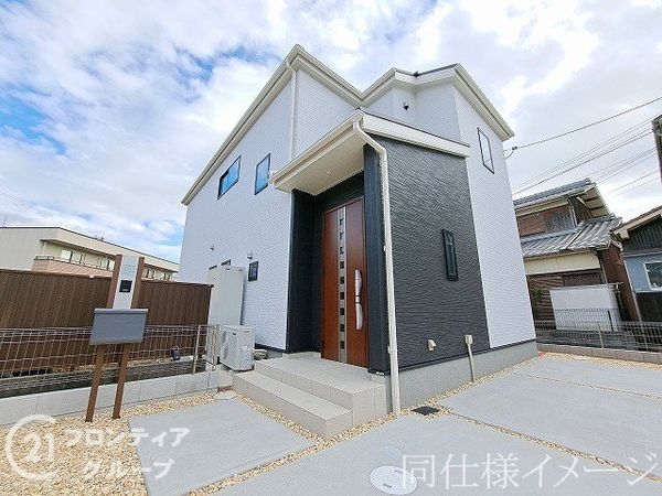 天理市丹波市町　新築一戸建て　４期　２号棟
