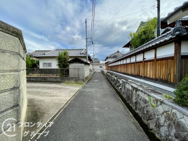 磯城郡三宅町大字伴堂　中古一戸建て