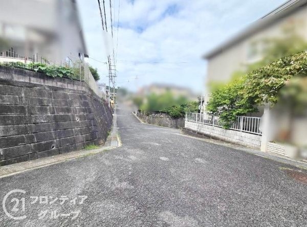 生駒市あすか野北２丁目の中古一戸建て