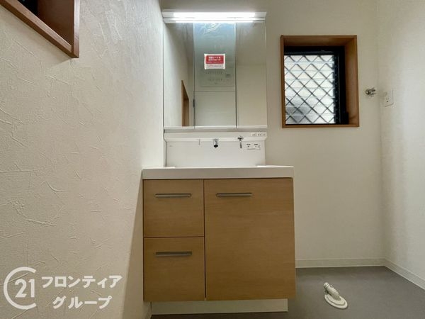 香芝市下田東３丁目の中古一戸建て