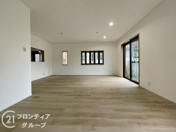 香芝市下田東３丁目の中古一戸建て