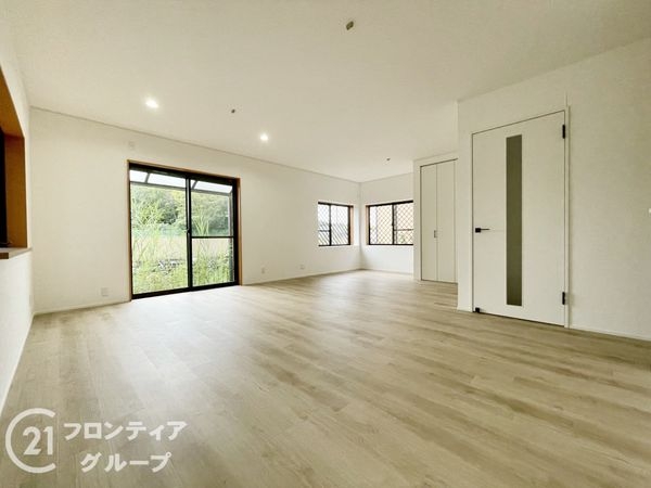 香芝市下田東３丁目　中古一戸建て