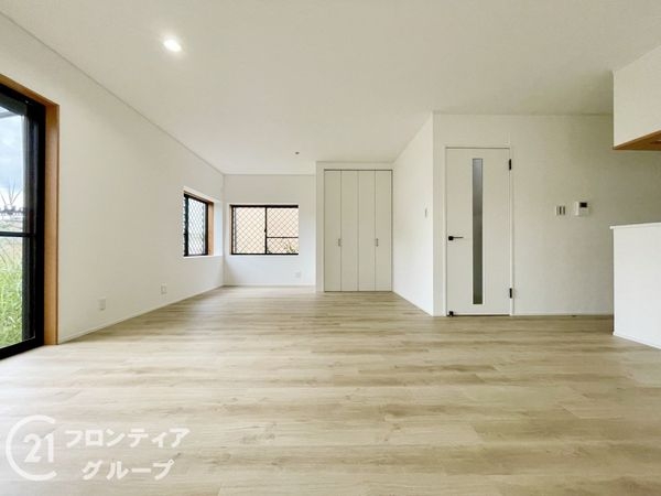 香芝市下田東３丁目の中古一戸建て