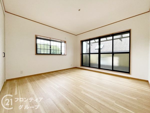 香芝市下田東３丁目の中古一戸建て