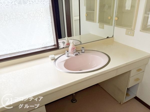 生駒市真弓１丁目の中古一戸建て