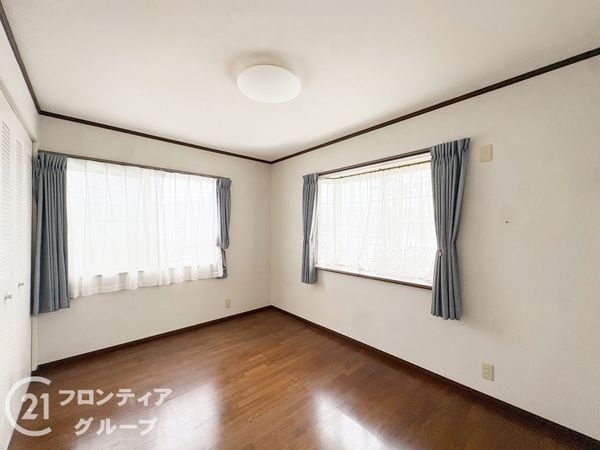 生駒市真弓１丁目の中古一戸建て