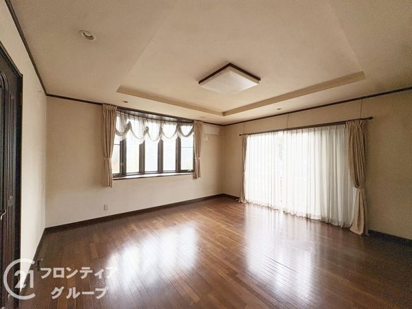生駒市真弓１丁目の中古一戸建て
