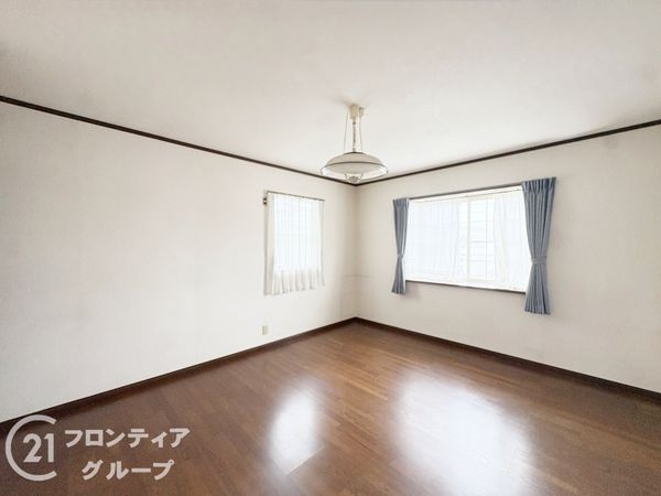 生駒市真弓１丁目の中古一戸建て