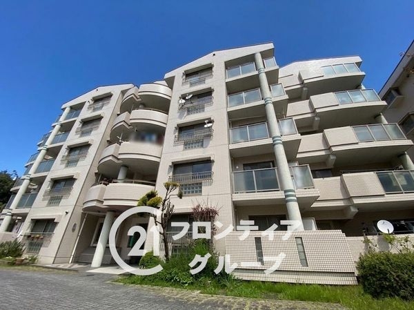 木津かぶと台団地9号棟 中古マンション