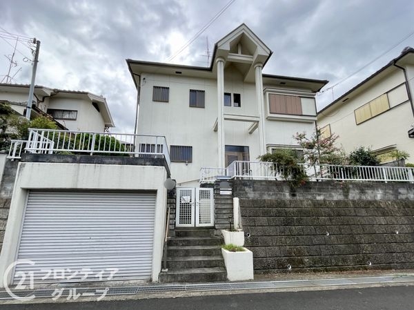 香芝市白鳳台２丁目の中古一戸建て