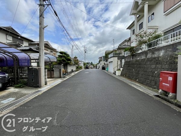 香芝市白鳳台２丁目の中古一戸建て