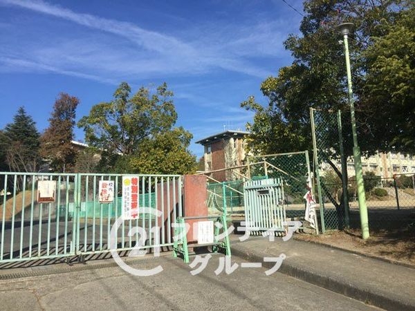奈良市中山町西２丁目　新築一戸建て　第２　１号棟(奈良市立平城西小学校)
