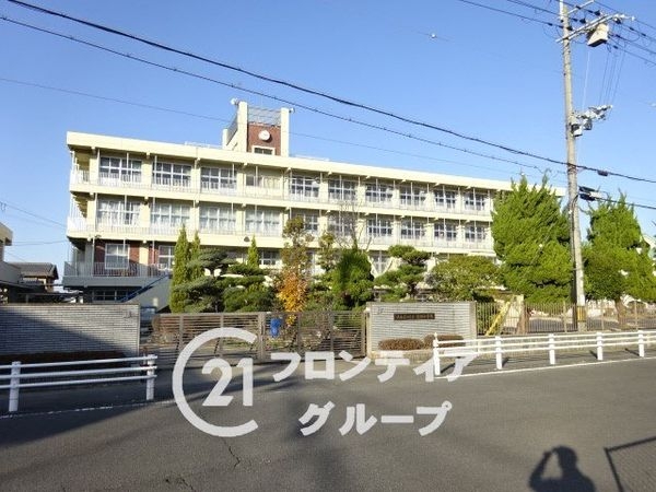 大和高田市大字市場の中古一戸建て(大和高田市立陵西小学校)
