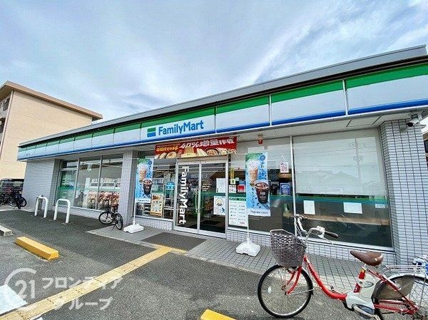 大和高田市大字市場の中古一戸建て(ファミリーマート葛城八川店)