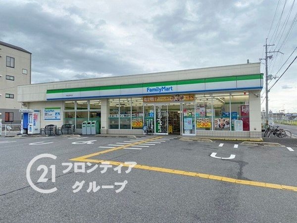 京田辺市東古森の中古一戸建て(ファミリーマート京田辺草内店)