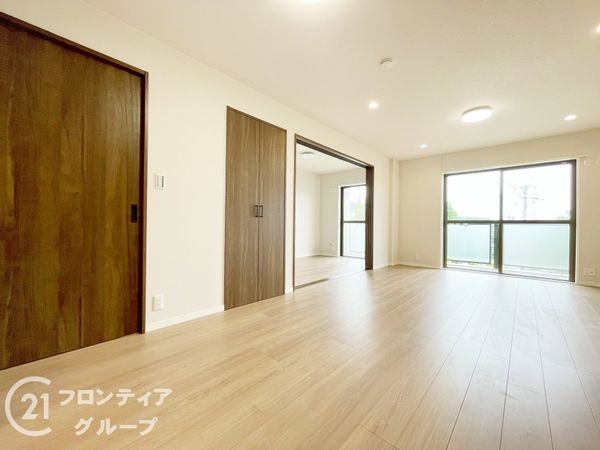 ローレルコート萩の台５号棟　中古マンション