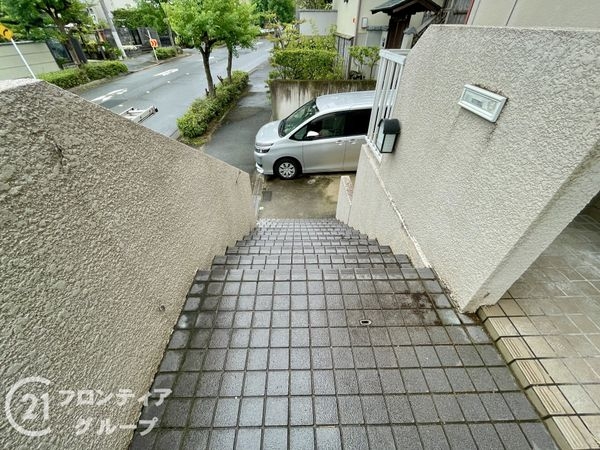 奈良市左京３丁目の中古一戸建て