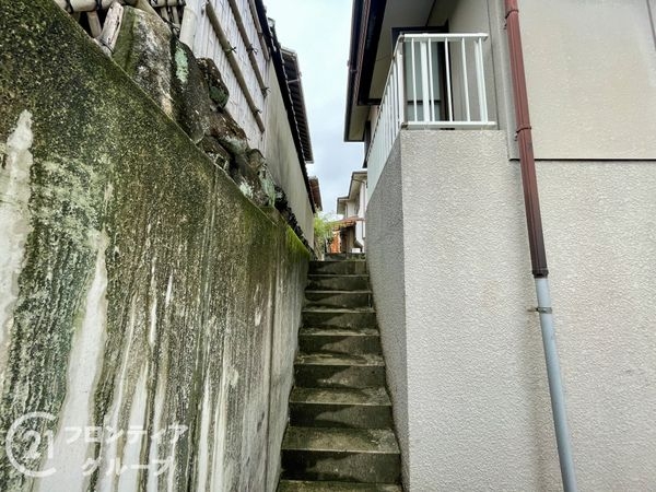 奈良市左京３丁目の中古一戸建て