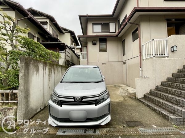 奈良市左京３丁目の中古一戸建て