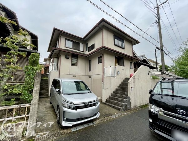 奈良市左京３丁目の中古一戸建て