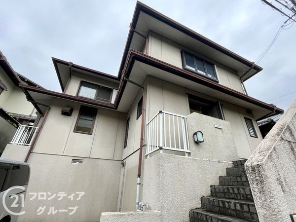 奈良市左京３丁目の中古一戸建て