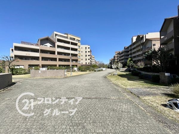 ローレルスクエア登美ヶ丘第1期10番館　中古マンション