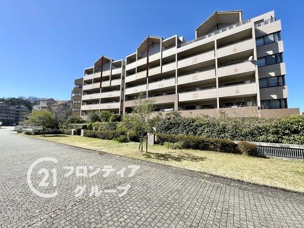 ローレルスクエア登美ヶ丘第1期10番館 中古マンション