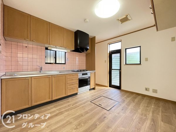 生駒市真弓３丁目の中古一戸建て