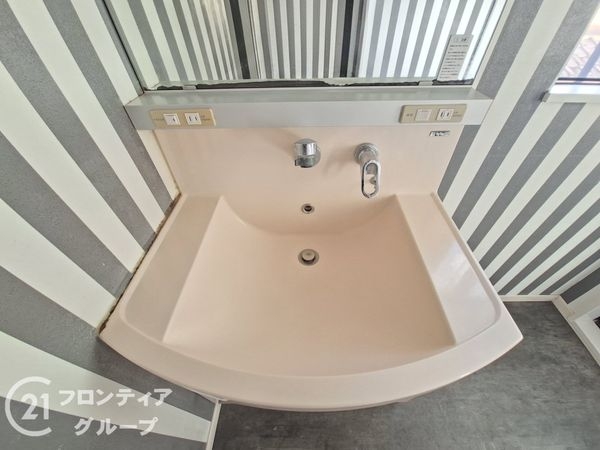 大和郡山市小泉町東３丁目の中古一戸建て