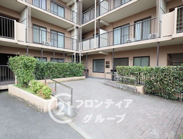 あやめ池グランドハイツＢ棟　中古マンション