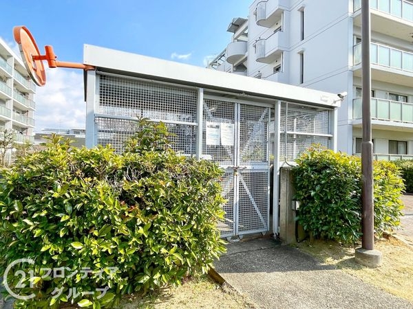 ローレルコートエスタ高の原６号棟　中古マンション