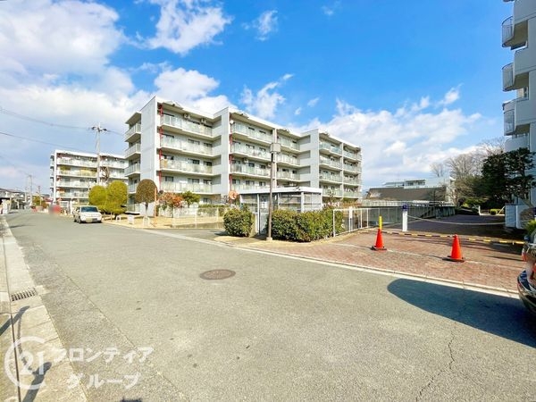 ローレルコートエスタ高の原６号棟　中古マンション
