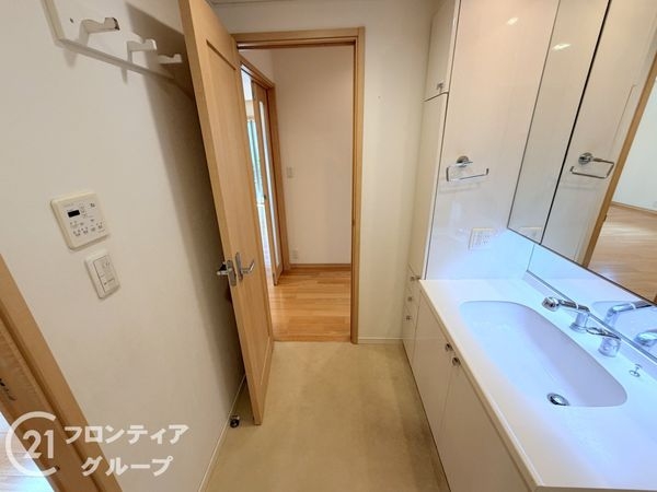 京田辺市山手西２丁目の中古一戸建て