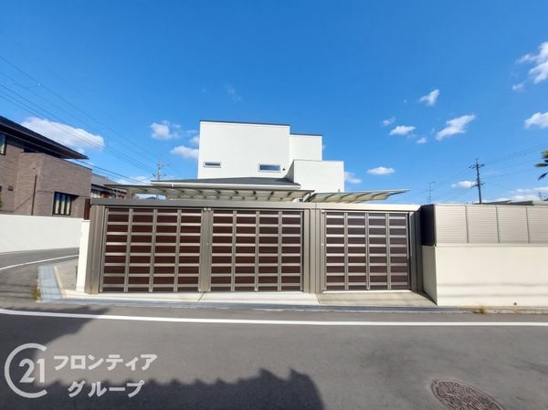 奈良市登美ヶ丘３丁目の中古一戸建て