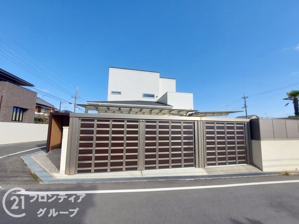 奈良市登美ヶ丘３丁目の中古一戸建て