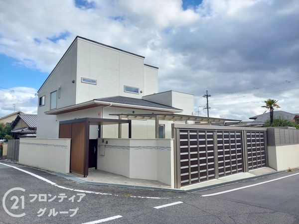 奈良市登美ヶ丘3丁目 中古一戸建て