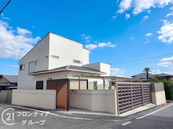 奈良市登美ヶ丘３丁目の中古一戸建て