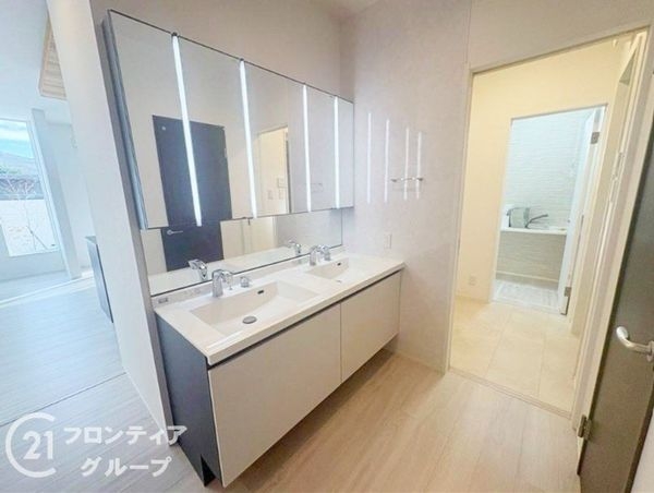 奈良市登美ヶ丘３丁目の中古一戸建て