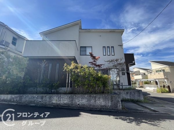 木津川市梅美台６丁目　中古一戸建て