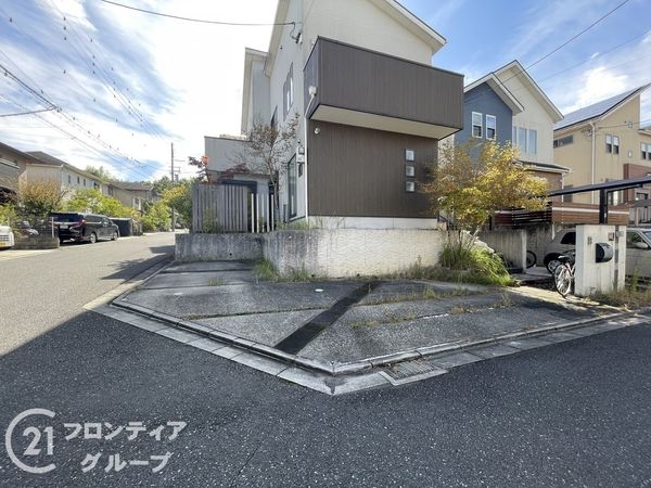 木津川市梅美台６丁目　中古一戸建て