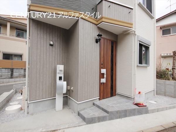 座間市入谷西４丁目の新築一戸建