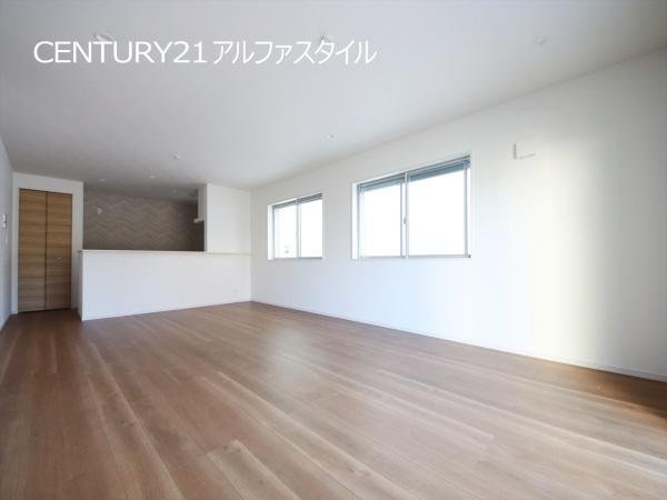綾瀬市上土棚中２丁目の中古一戸建て