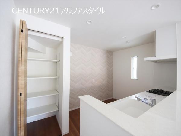 綾瀬市上土棚中２丁目の中古一戸建て