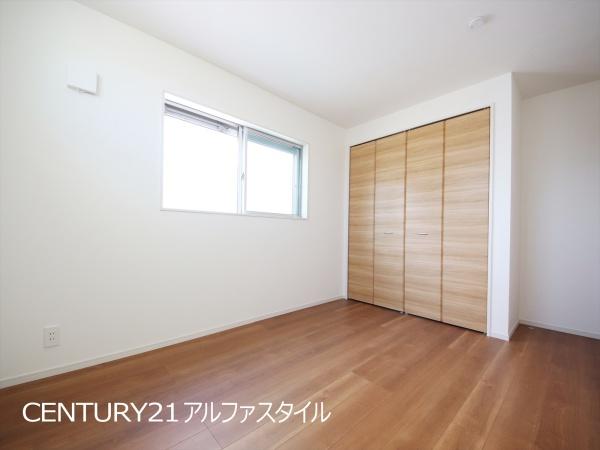 綾瀬市上土棚中２丁目の中古一戸建て