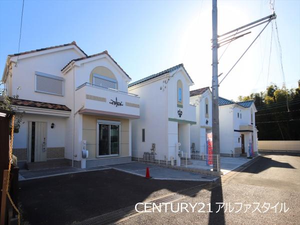 綾瀬市上土棚中２丁目の中古一戸建