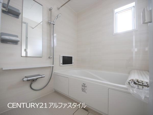 綾瀬市上土棚中２丁目の中古一戸建て
