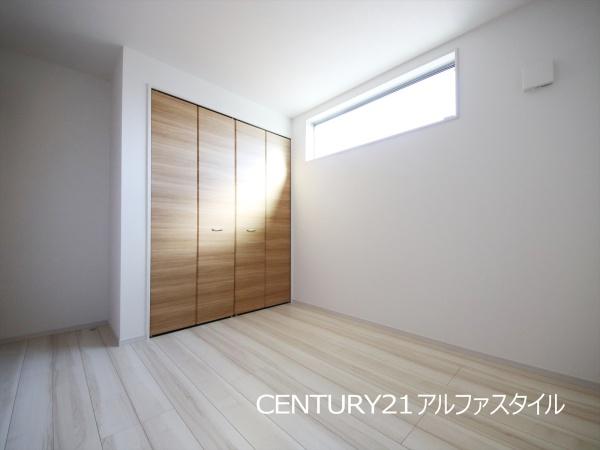 綾瀬市上土棚中２丁目の中古一戸建て
