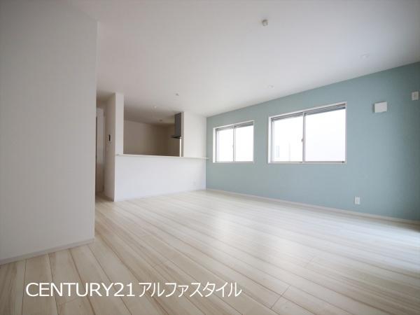 綾瀬市上土棚中２丁目の中古一戸建て
