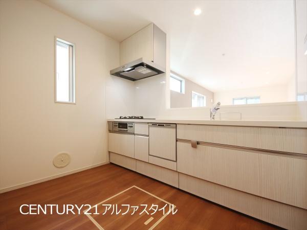 綾瀬市上土棚中２丁目の中古一戸建て