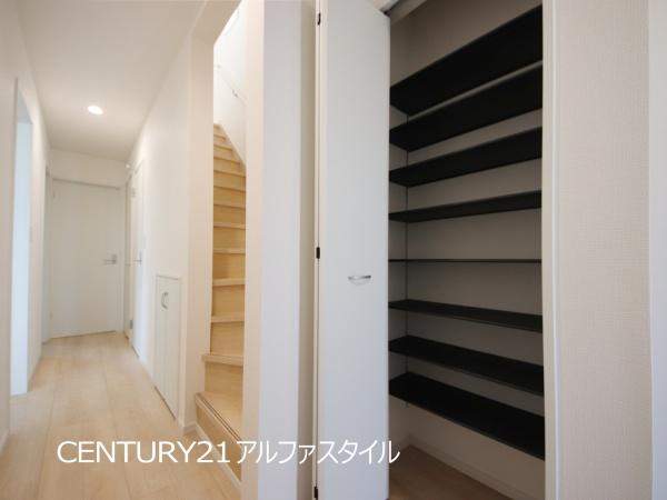 綾瀬市小園の新築一戸建